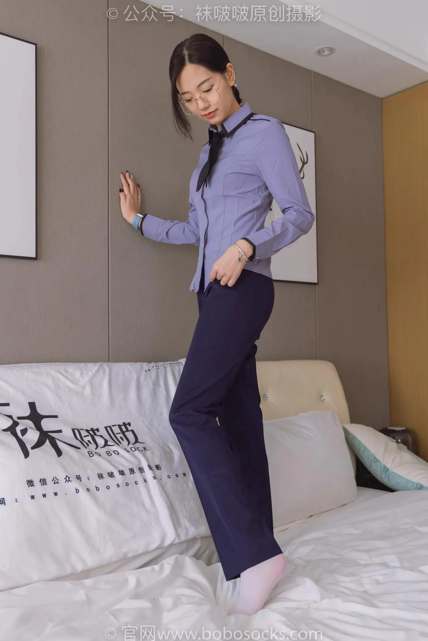 [BoBoSocks袜啵啵]NO.178 小甜豆-高跟鞋、厚白丝、ol风裤里丝 [140P]插图